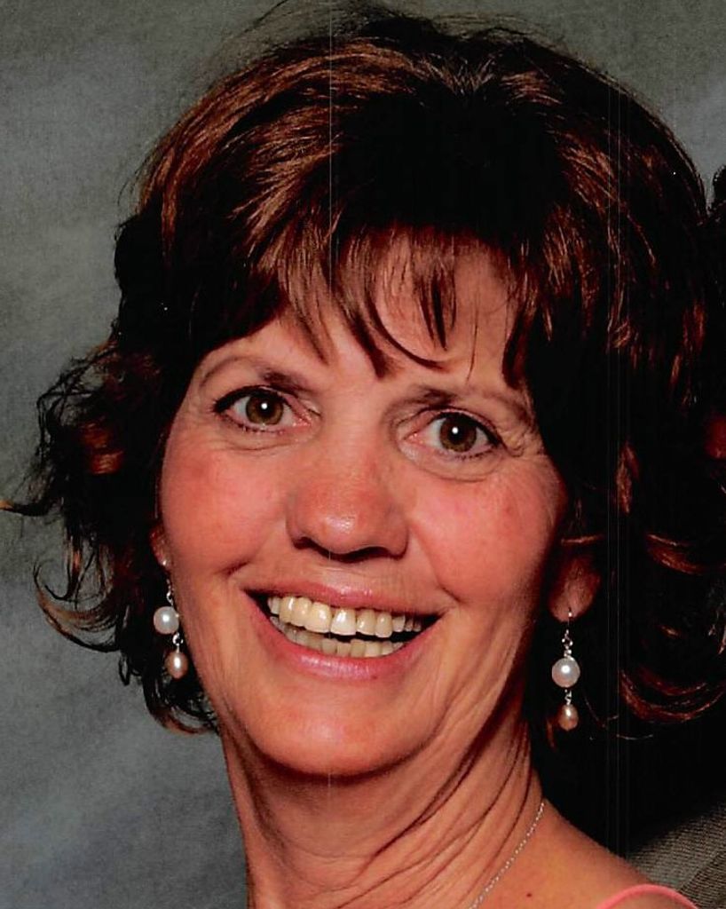 Bonnie Phillips (nee Deskins)