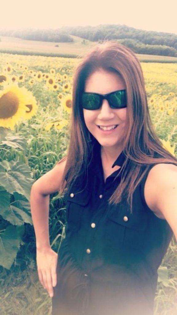 Amanda Kay (Kodesh)  Hodgson