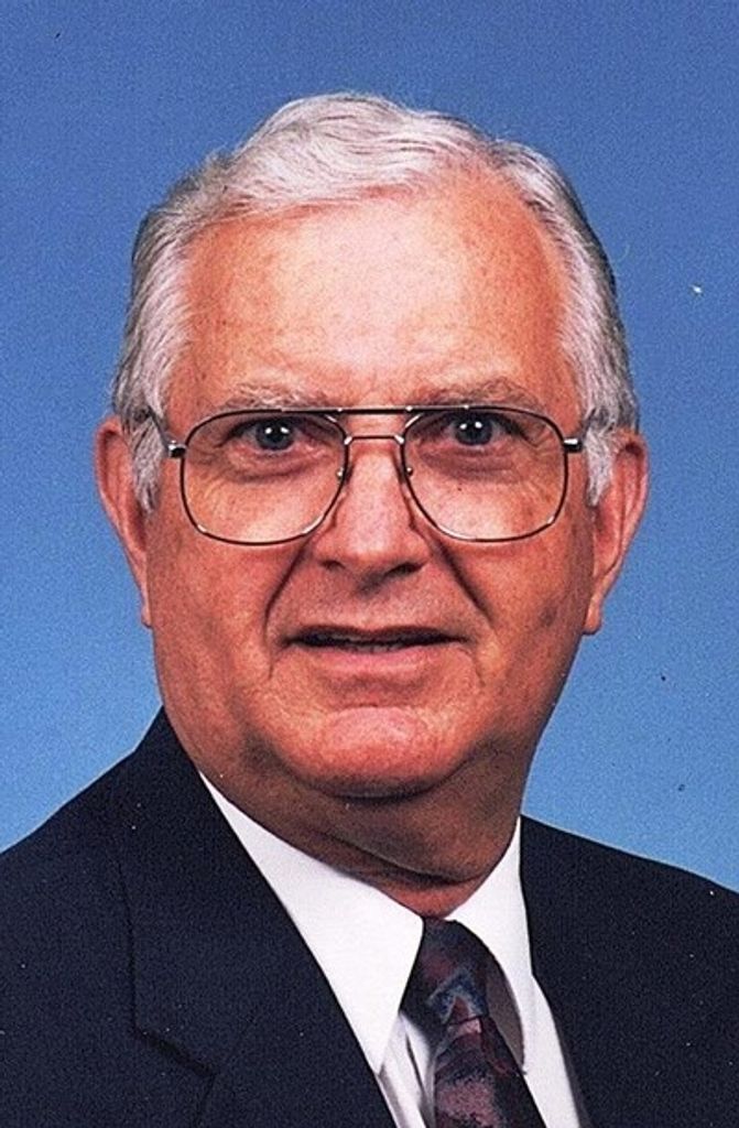 Hollis J. Howell Profile Photo