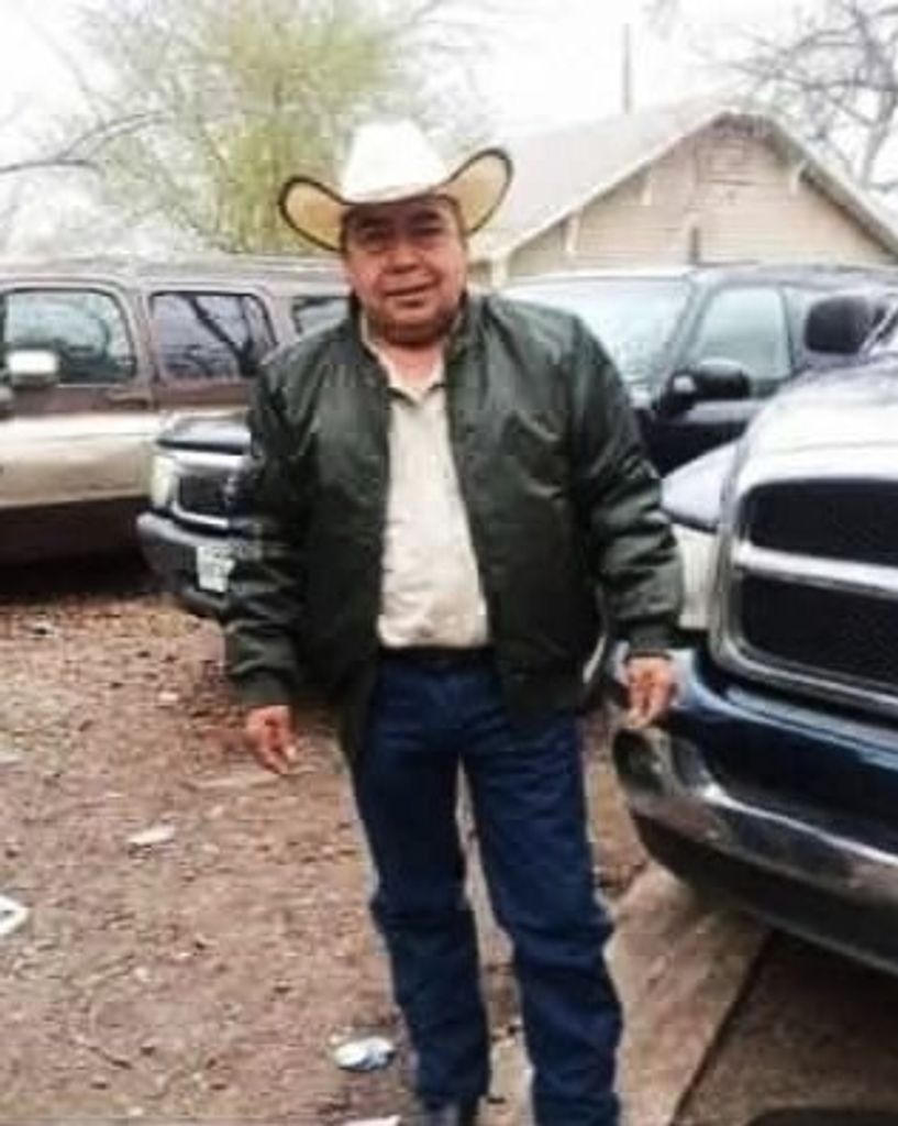 Calletano Laguna-Mejia Profile Photo