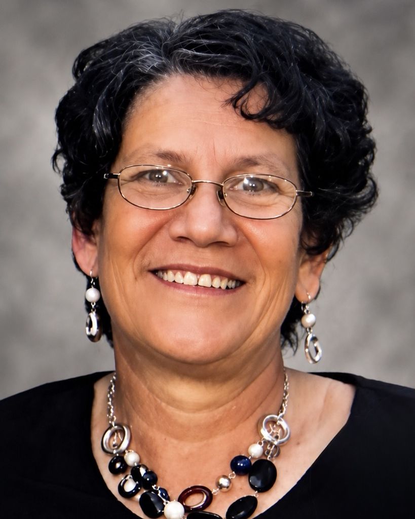 Linda Lewandowski