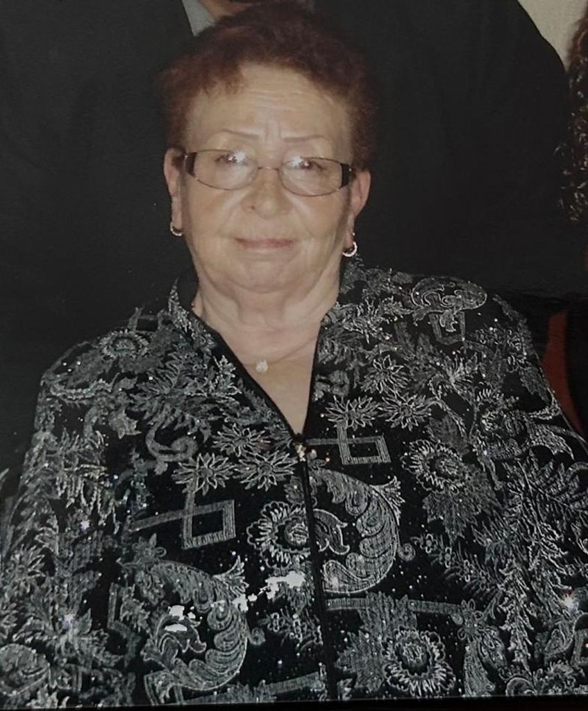 Elvira Ballesteros Profile Photo