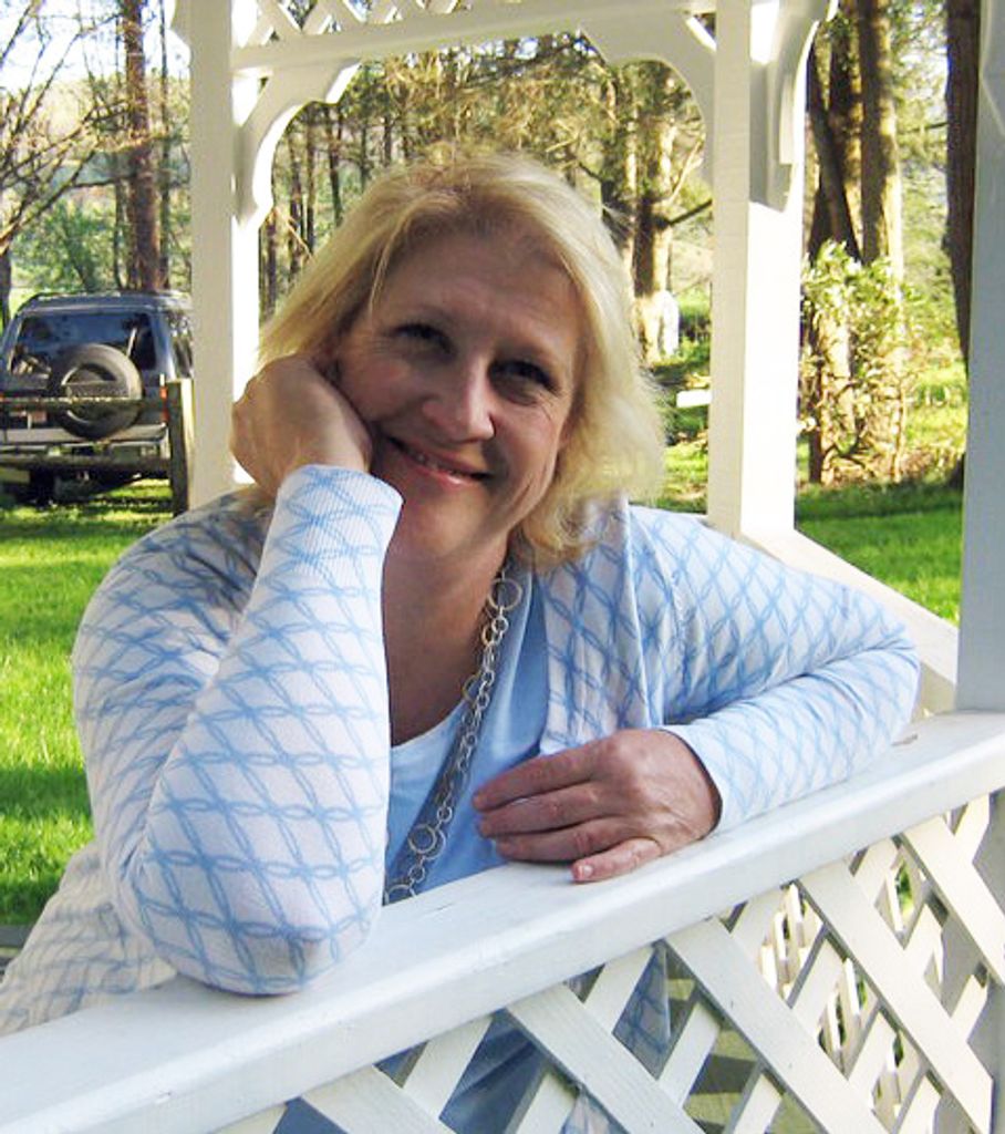 "Casey" Wendy Gillis