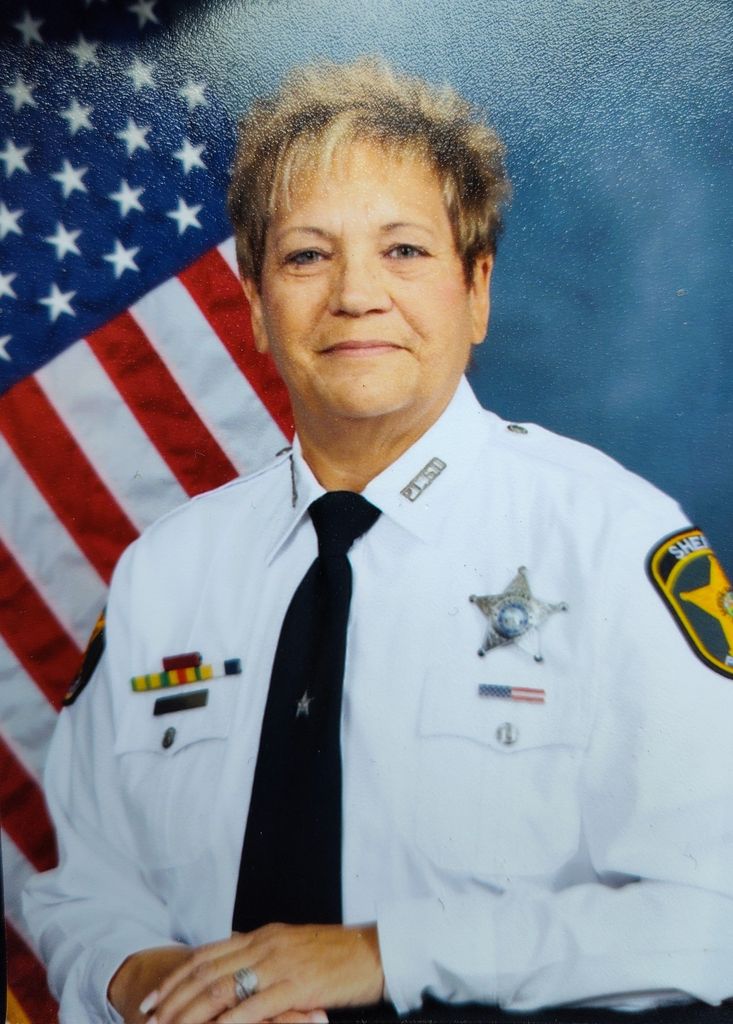 Donna Marie Hoch Profile Photo