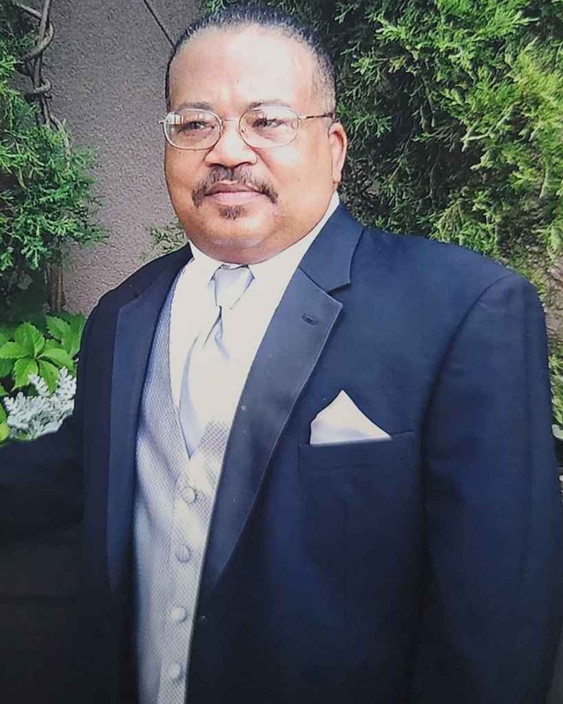 Kerry Lamont Moore