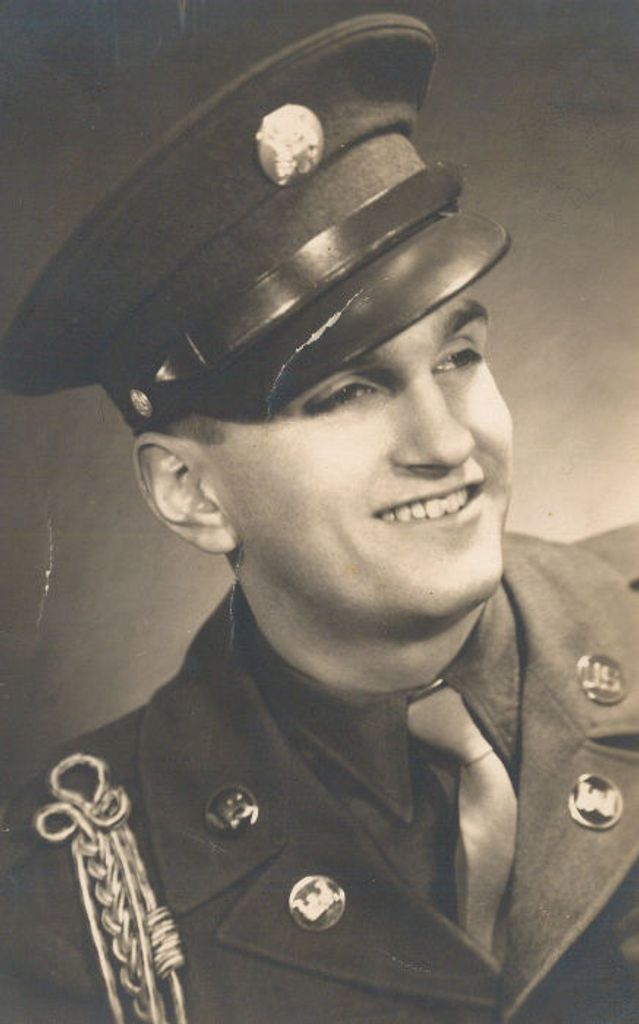 Marshall Carlos Leeson