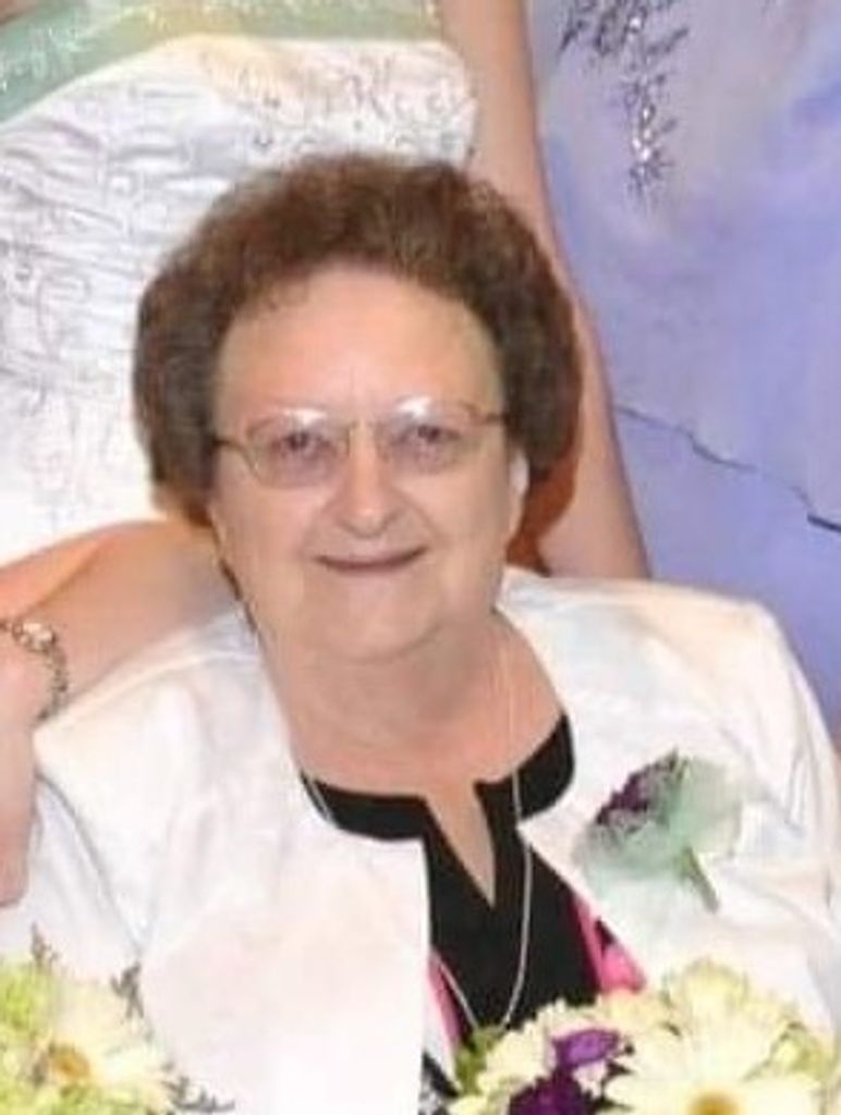 Theresa Louise Frey Profile Photo