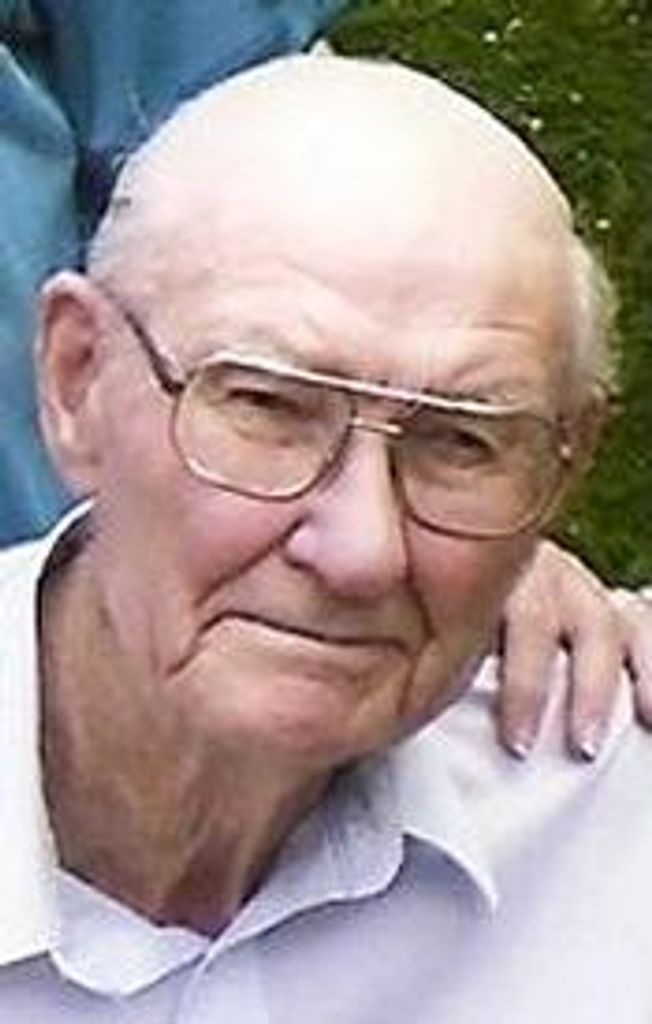 James Warden Hunter Profile Photo