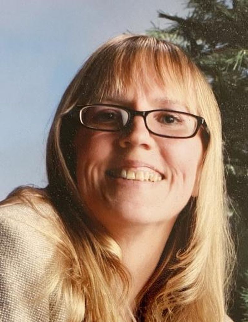 Michele Nadine Graves