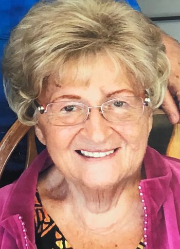 Theresa Swierkosz Profile Photo