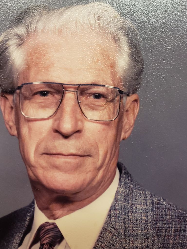 Raymond Kolb