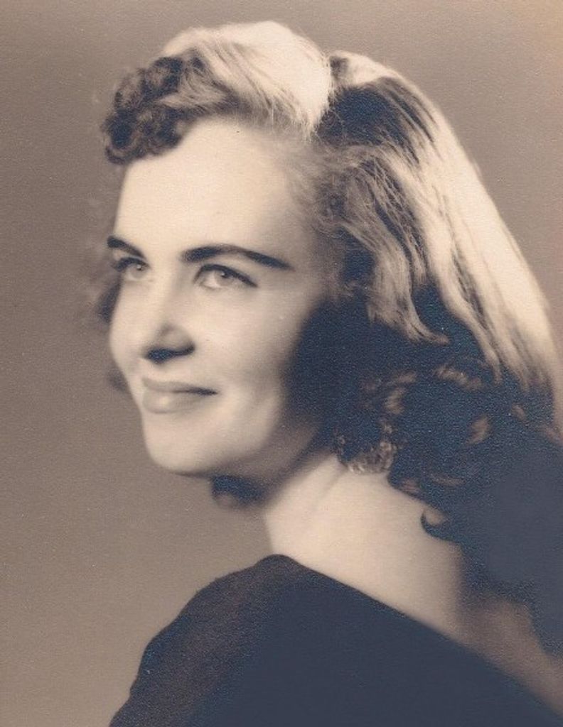 Gayle (Hodge)  Weatherly