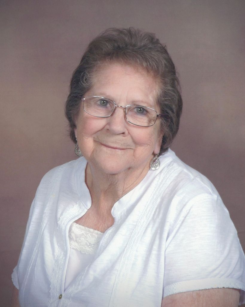 Helen Ruth Walton Profile Photo