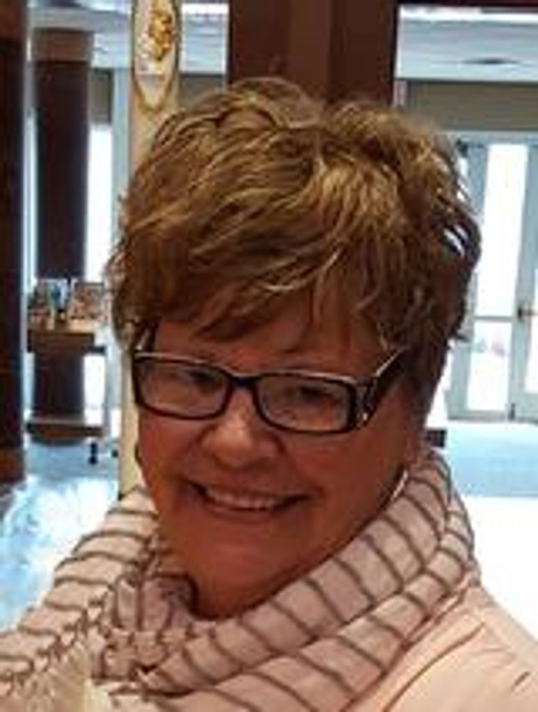 Elizabeth "Betty" Julia Kommes Profile Photo