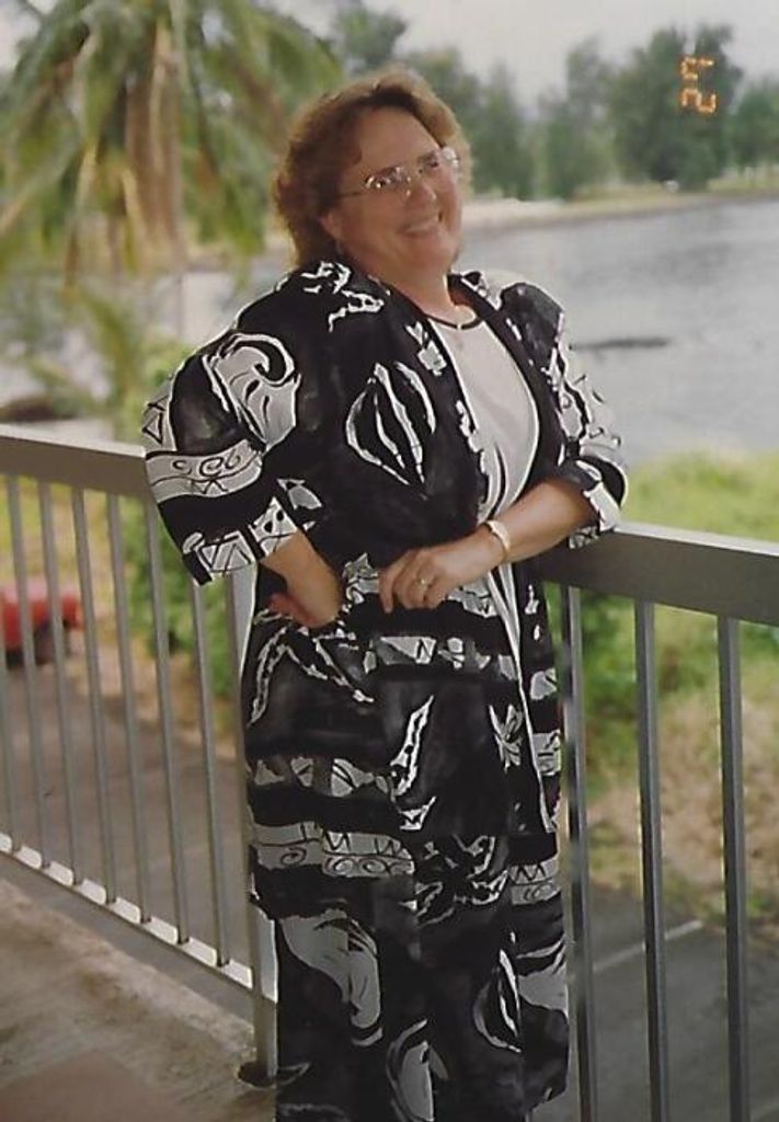 Betty Carolyn Holliday