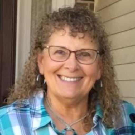 Sandy 'Betty Lew' Lewis Profile Photo