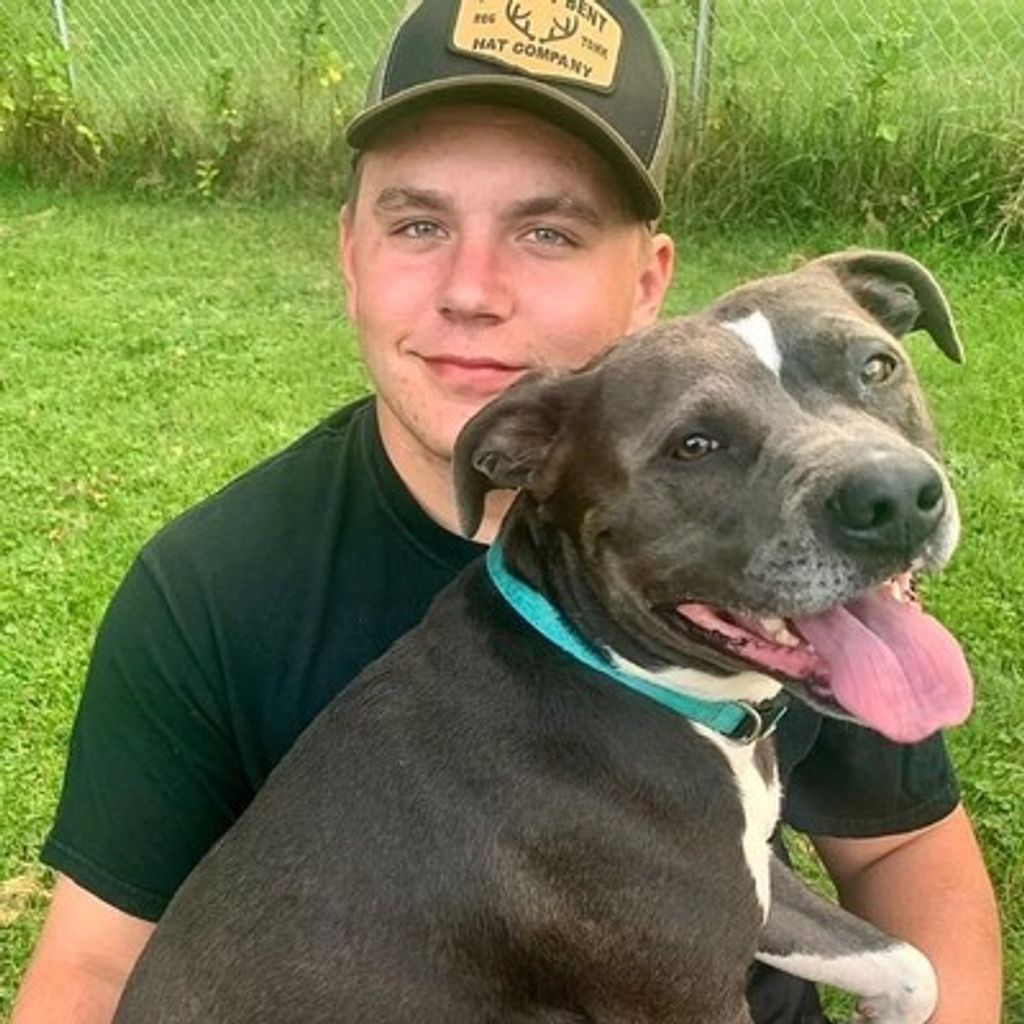 Zeke Dylan Grossman-Beckman Profile Photo