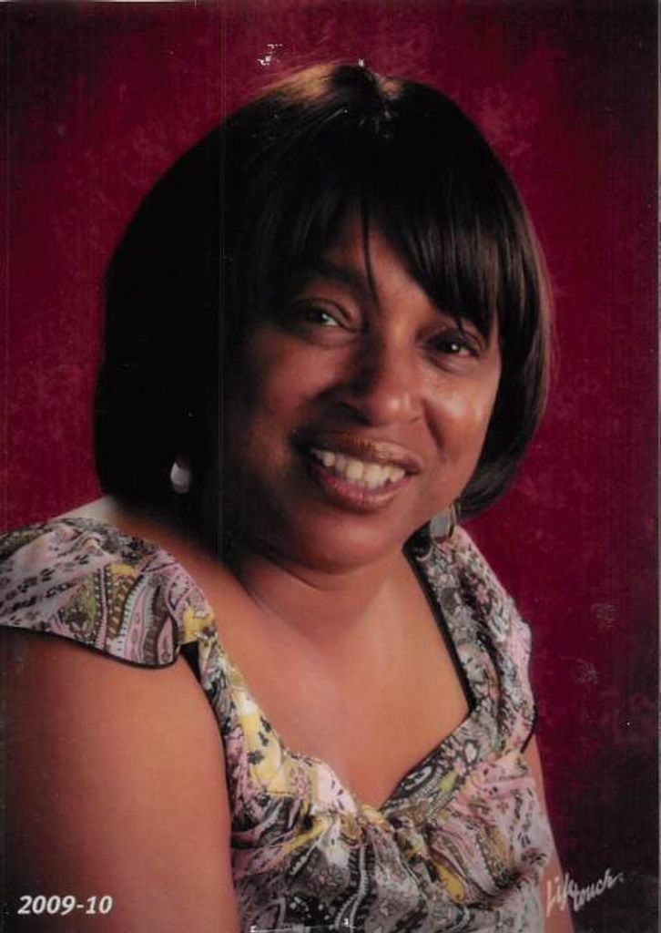 ELAINE HARRIS Profile Photo