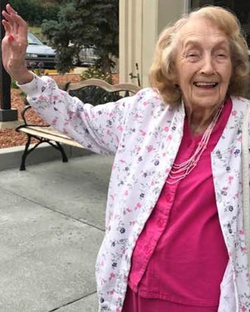 Ruth Esther (Holladay)  Waters