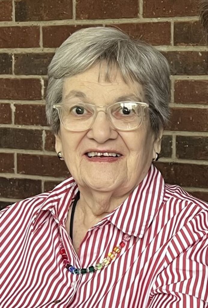 Lois Farness Profile Photo