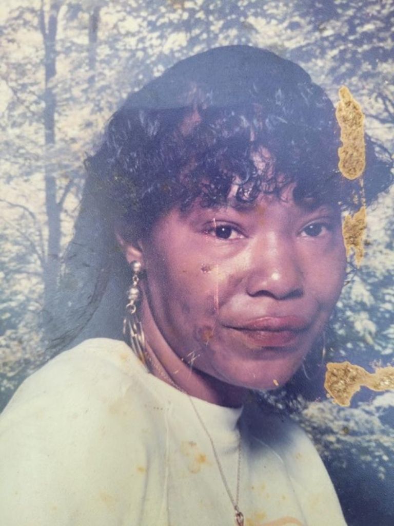 Linda Faye Holmes Profile Photo