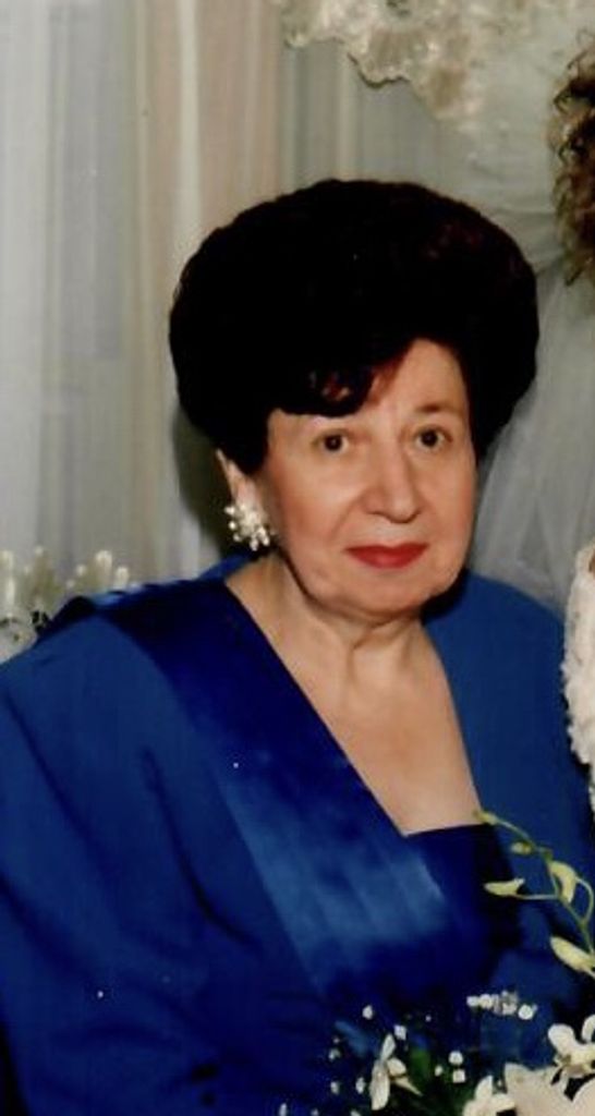 Angela Ottolino