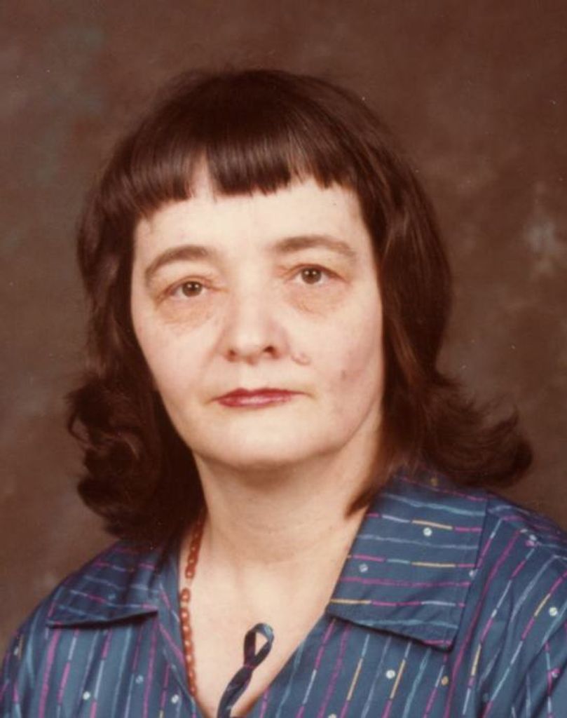 Adele (Stanowski)  Arroyo Profile Photo