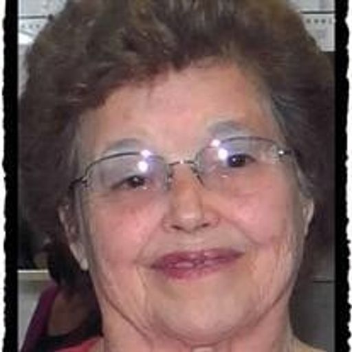Maxine Lena Russell Profile Photo