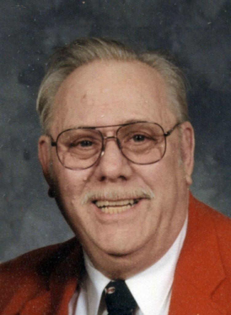 Robert W. Lenz, Jr. Profile Photo