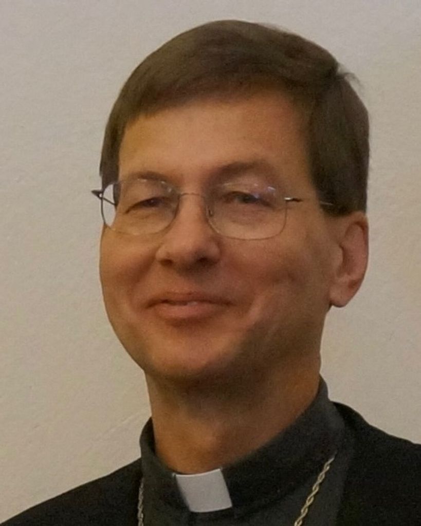 Rev. Roger Grove Yoder Profile Photo