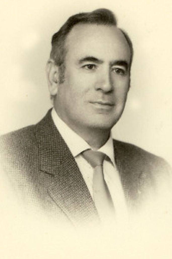 Carlos A. Delnegro