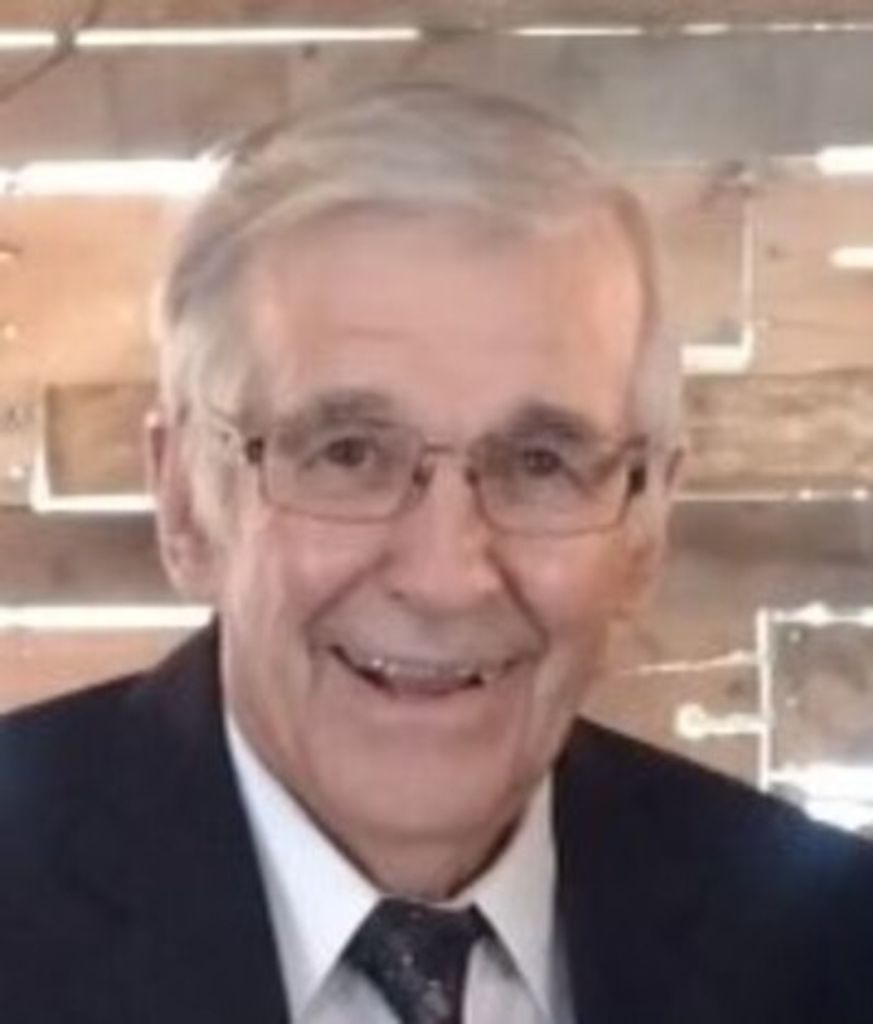 Myron Forstner Profile Photo
