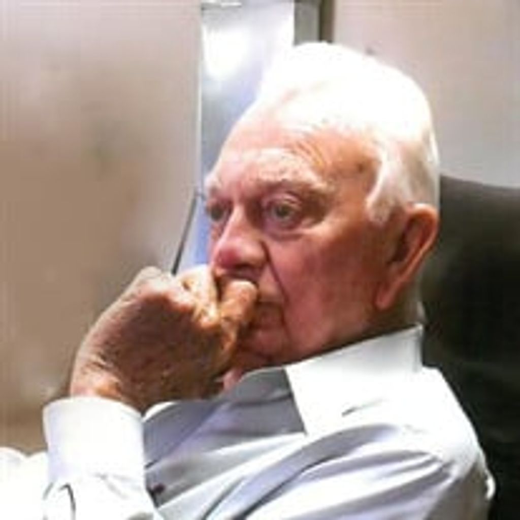 Robert "Bob" Knight