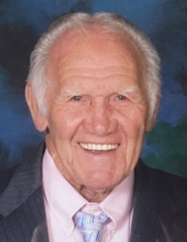William “Bill” Everett  Queen
