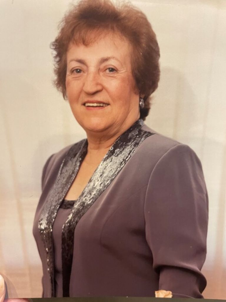 Pia (D'Ippolito)  DeLaurentis