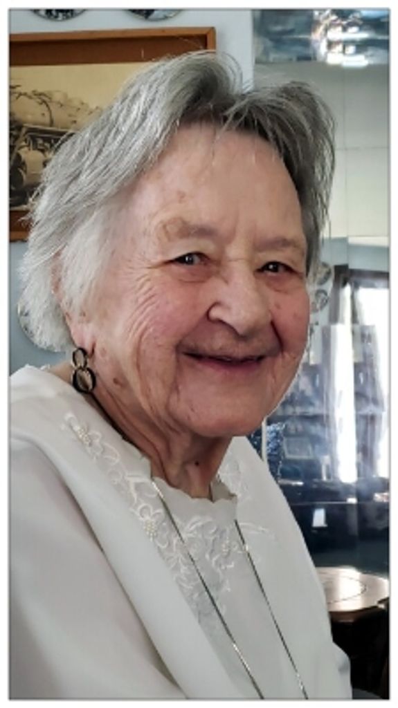 Elva Harton Profile Photo