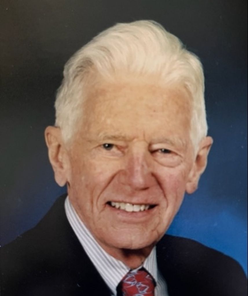 Tom Sanders Profile Photo