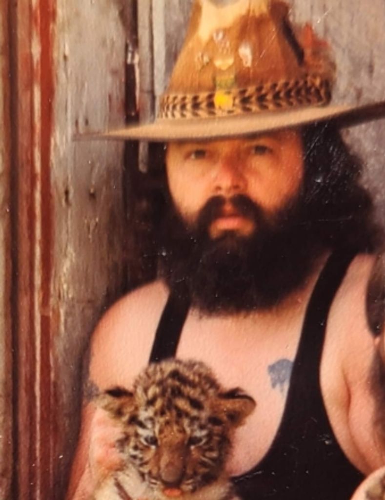 Dean Bucknell Profile Photo