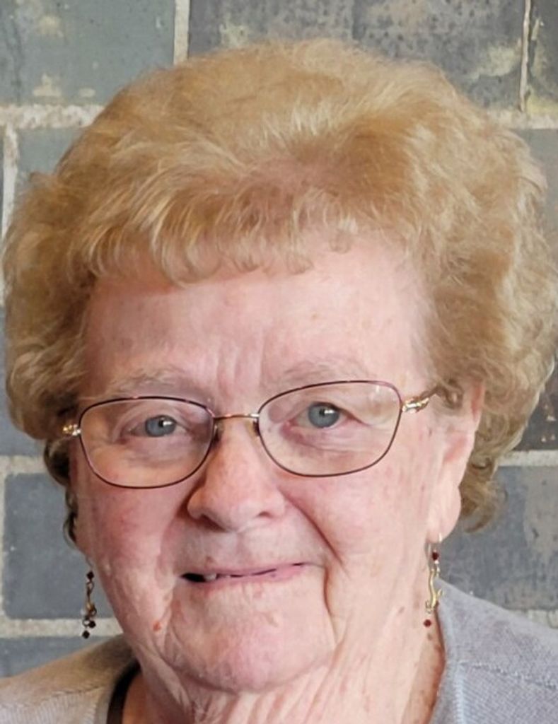 Janet Mary (Weis)  Gibson