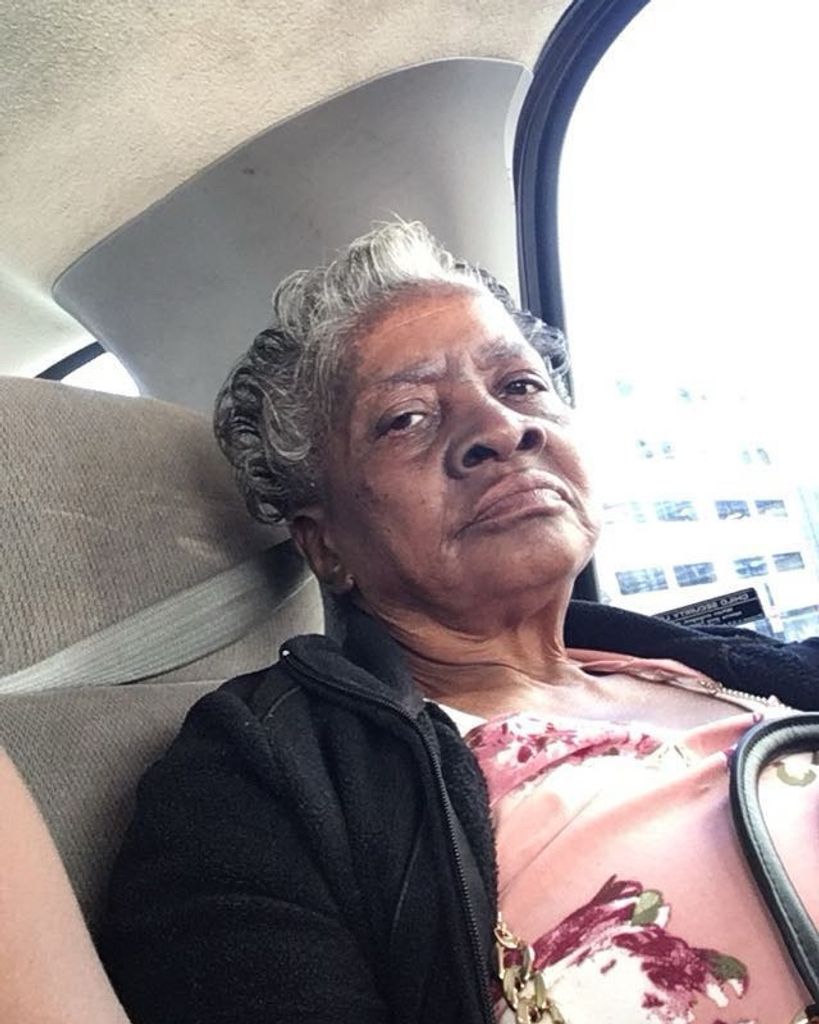 Geraldine Elizabeth Thomas Profile Photo