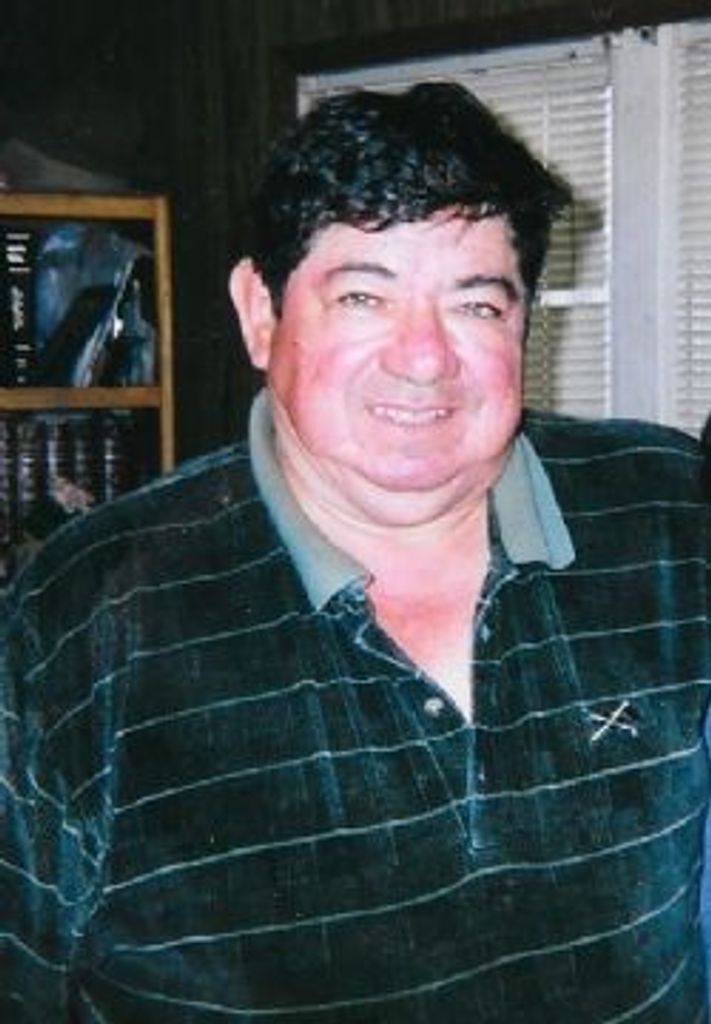 Carlos Roberto Briones