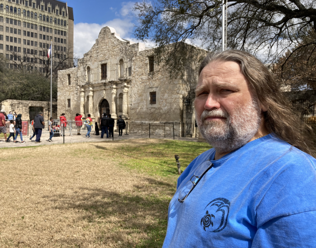 James Tracey Petzold Profile Photo