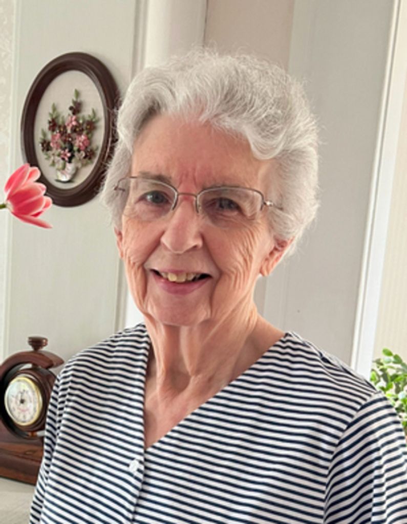 Evelyn "Joanne" Hull