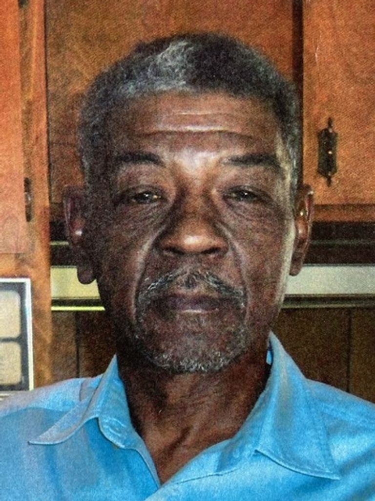 Lewis Hartwell Jr. Profile Photo