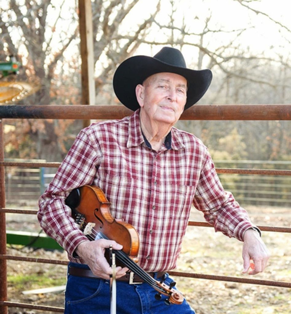 Warren Helton Profile Photo