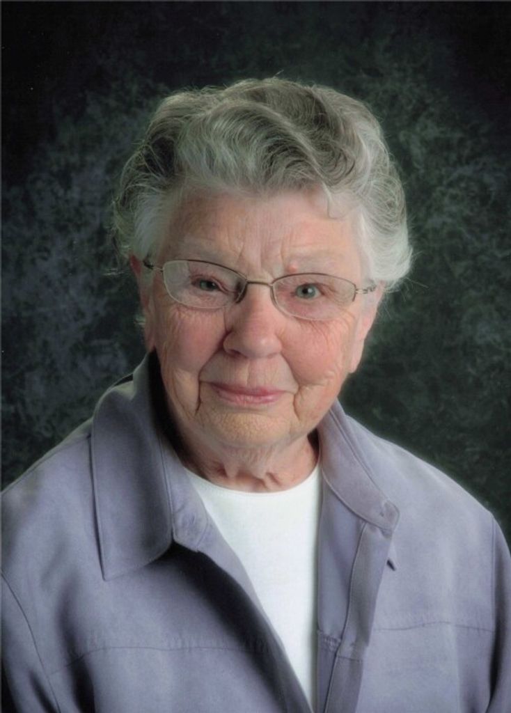 Evelyn "Dixie" Bernice (Elmquist)  Hanson Profile Photo
