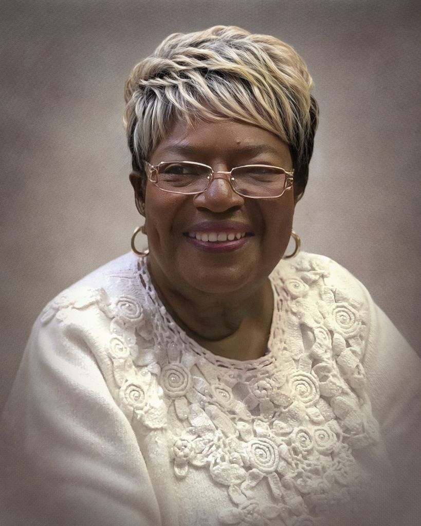 Ms. Carolyn Maria Mumford