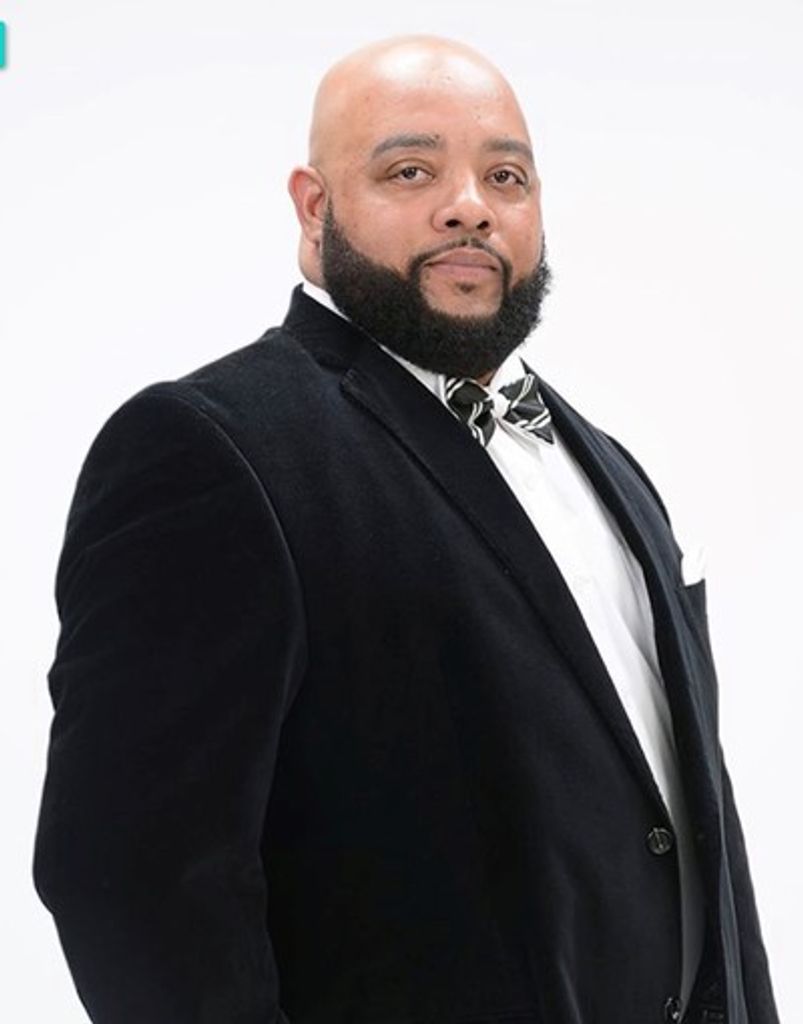 Frank Derrick Sanders