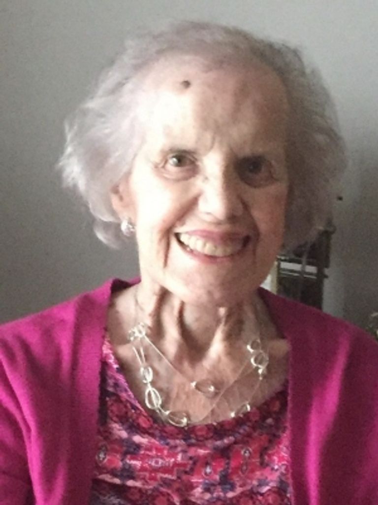 Lena Naro Profile Photo