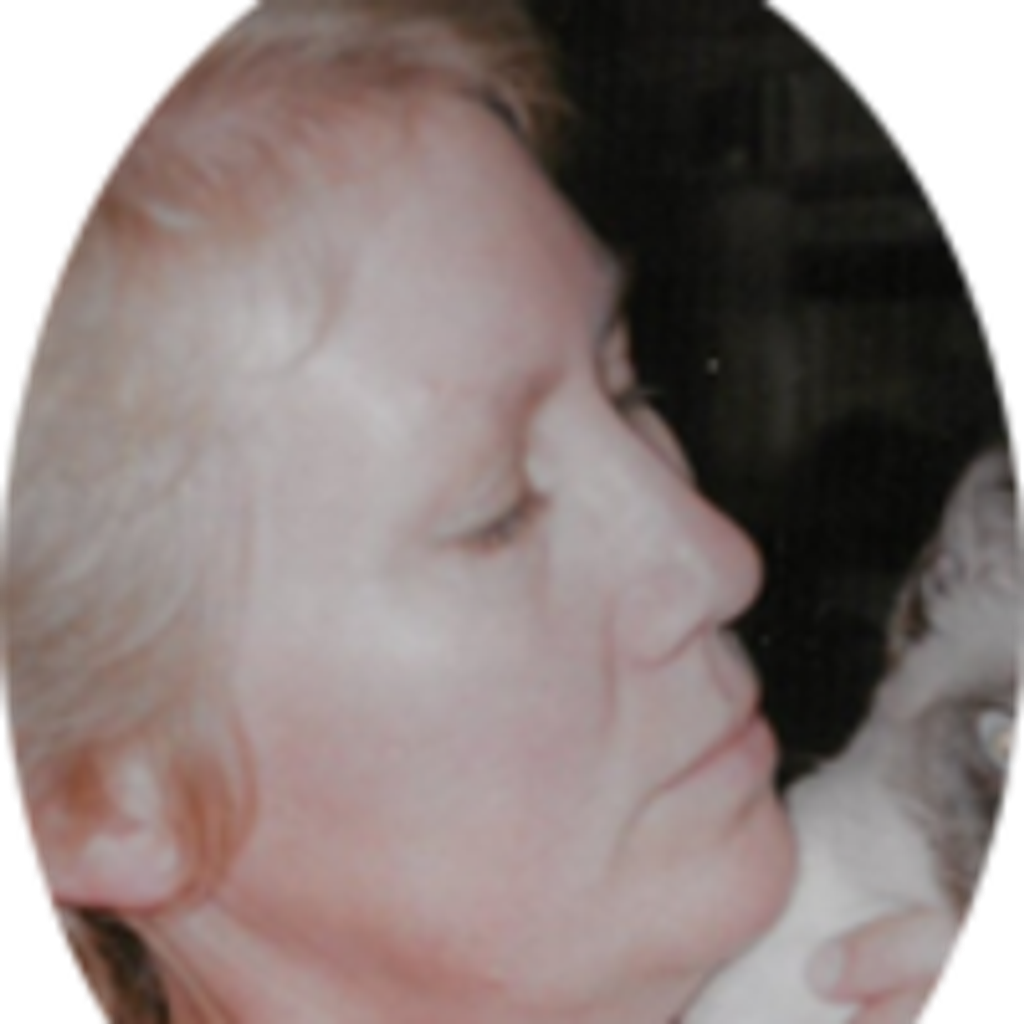 Bonnie L Macintosh